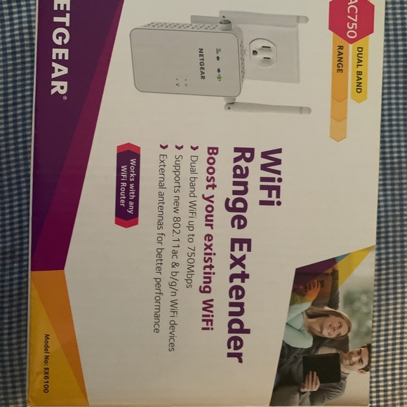 Netgear R6300 Smart Wifi Router & Range Extender - Picture 9 of 14
